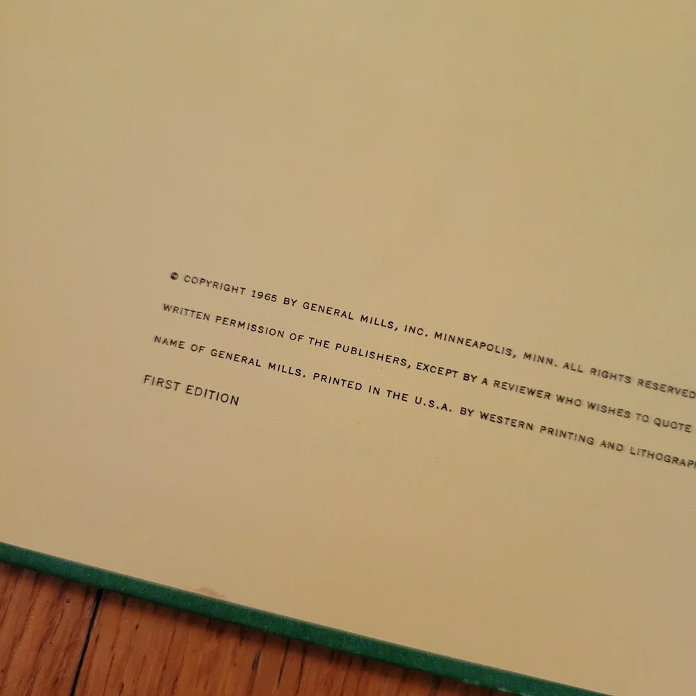 Betty Crocker Dinner‎ in Dish Cookbook 1965 First Edition Vintage Recipes Spiral